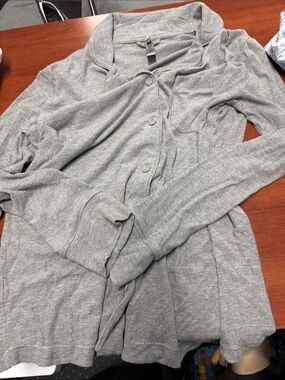 Skims pajama top S // 100434